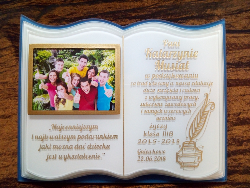 statuetki szkoła, podziękowania dla nauczyciela dla wychowawcy na koniec roku szkolnego