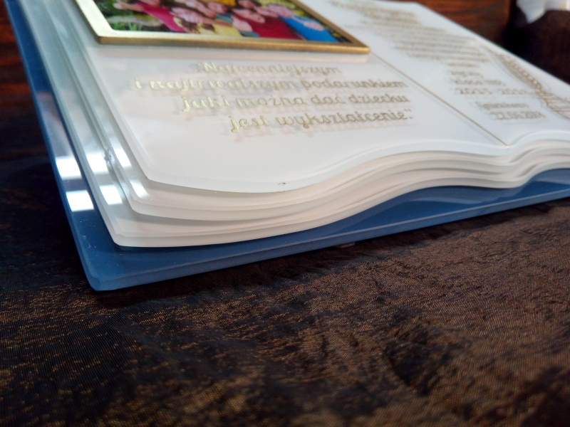 statuetki szkoła, podziękowania dla nauczyciela dla wychowawcy na koniec roku szkolnego