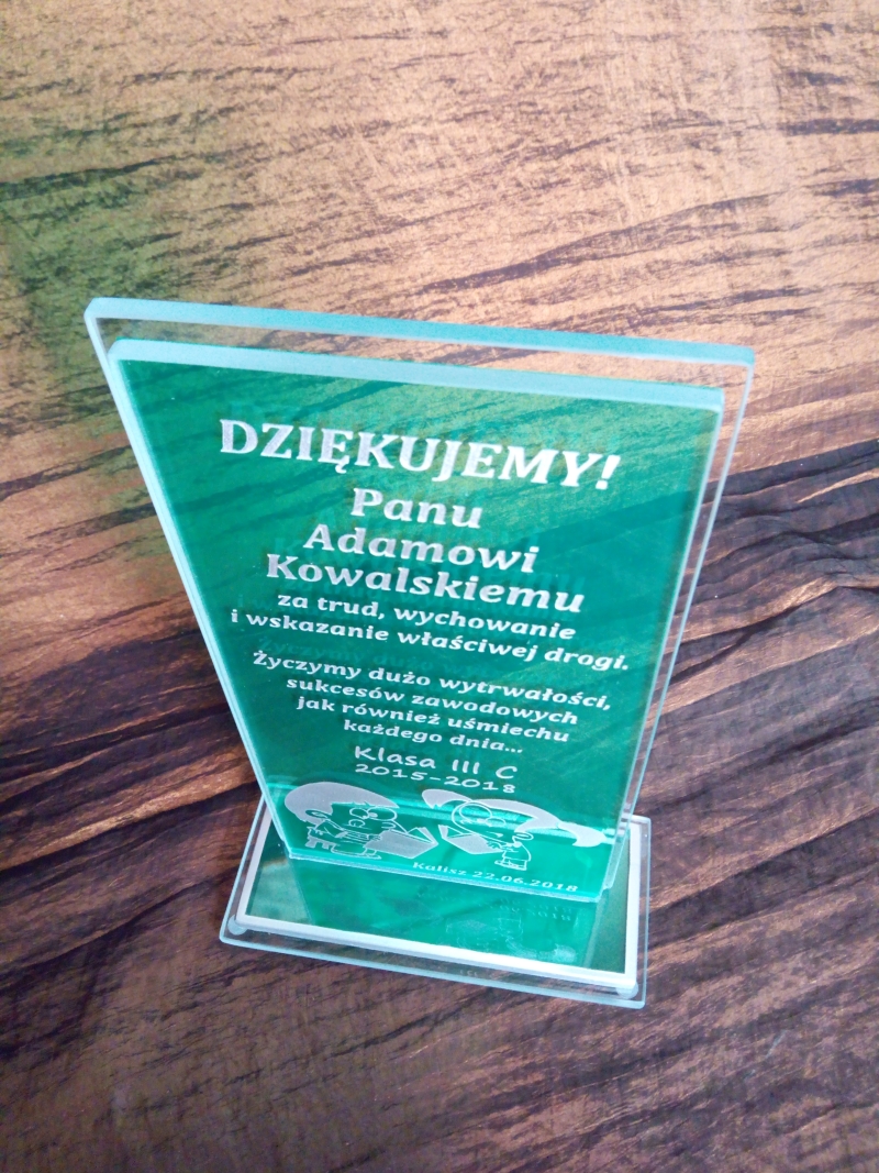 statuetki szkoła, podziękowania dla nauczyciela dla wychowawcy na koniec roku szkolnego