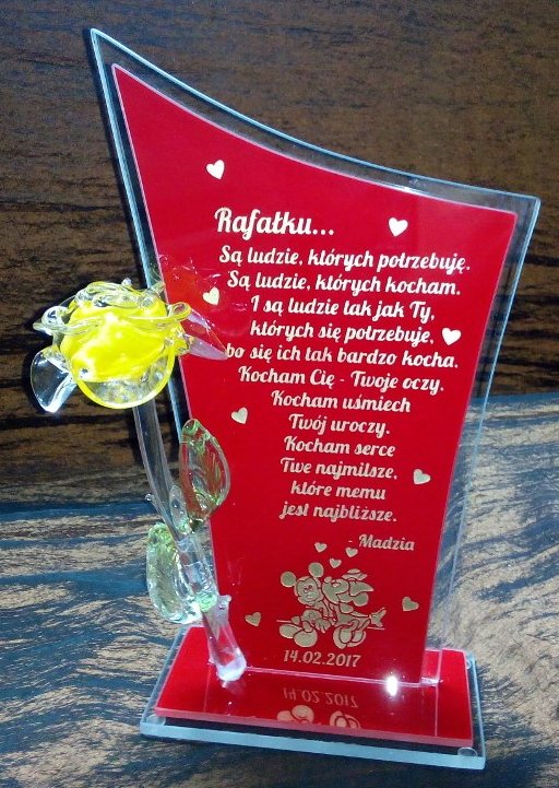 Statuetki okolicznościowe grawerowane